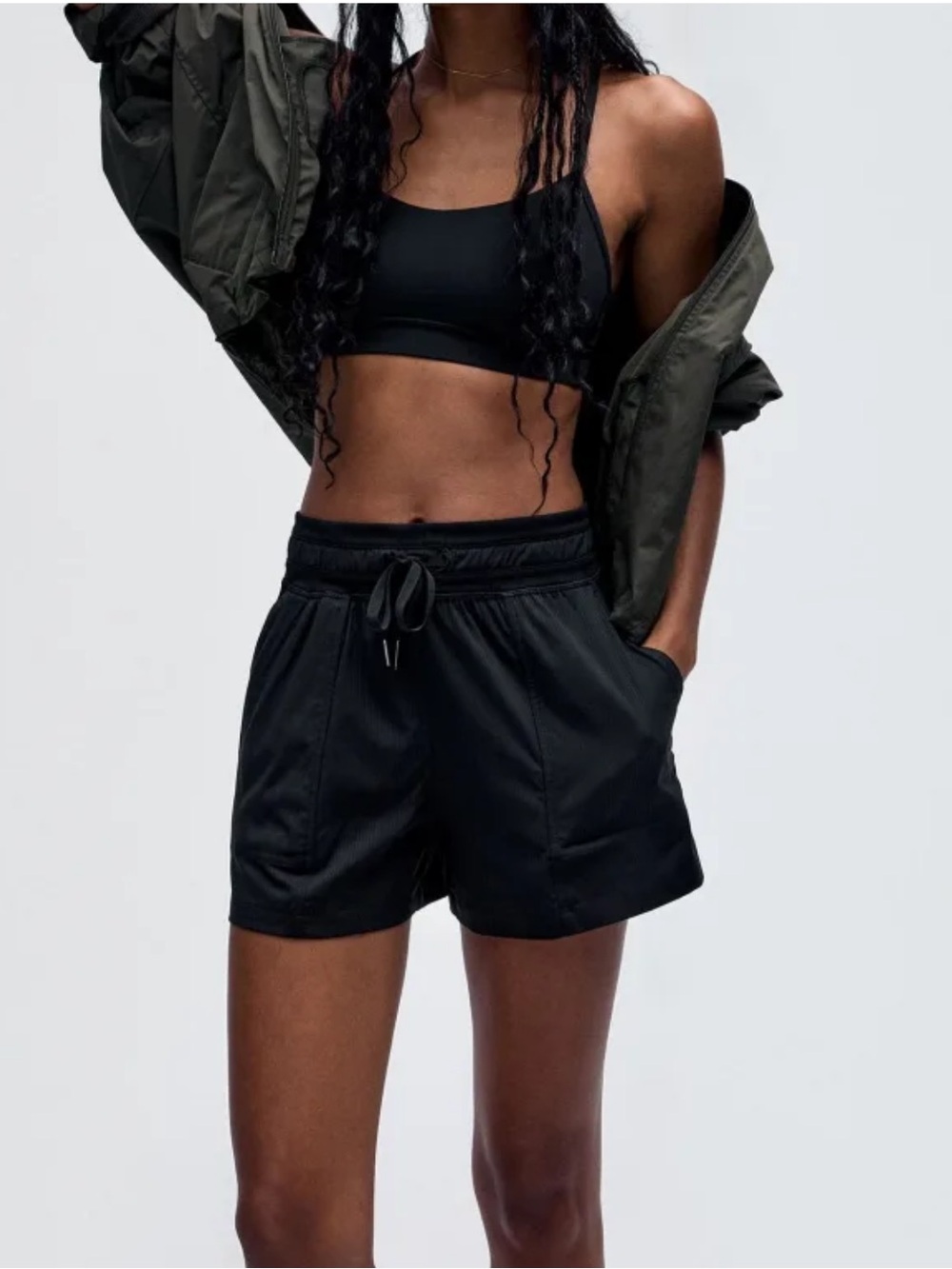 Lululemon Dance Studio Shorts black Sz 2